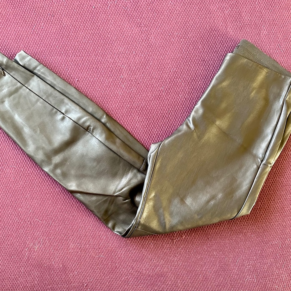 Women's H&M Black Faux Leather Skinny Pants, Size 10